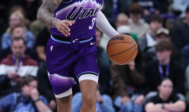 爱游戏体育-米切尔：基昂特·乔治配得上入选全明星 他应该成为全明星